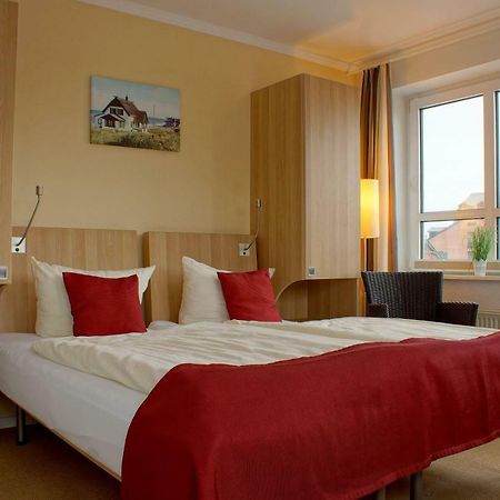 Baltic Koelln Hotel Heiligenhafen Ngoại thất bức ảnh
